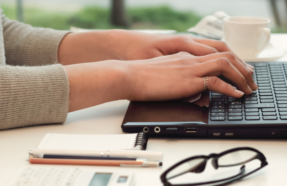 図書こみゅイメージ